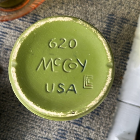 VINTAGE mccoy pottery vase butterfly - Picture 8 of 8